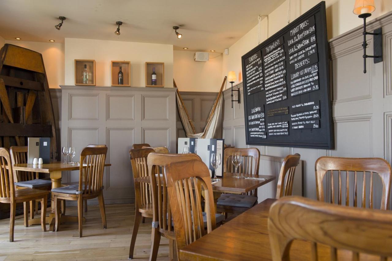 The Boathouse 4*